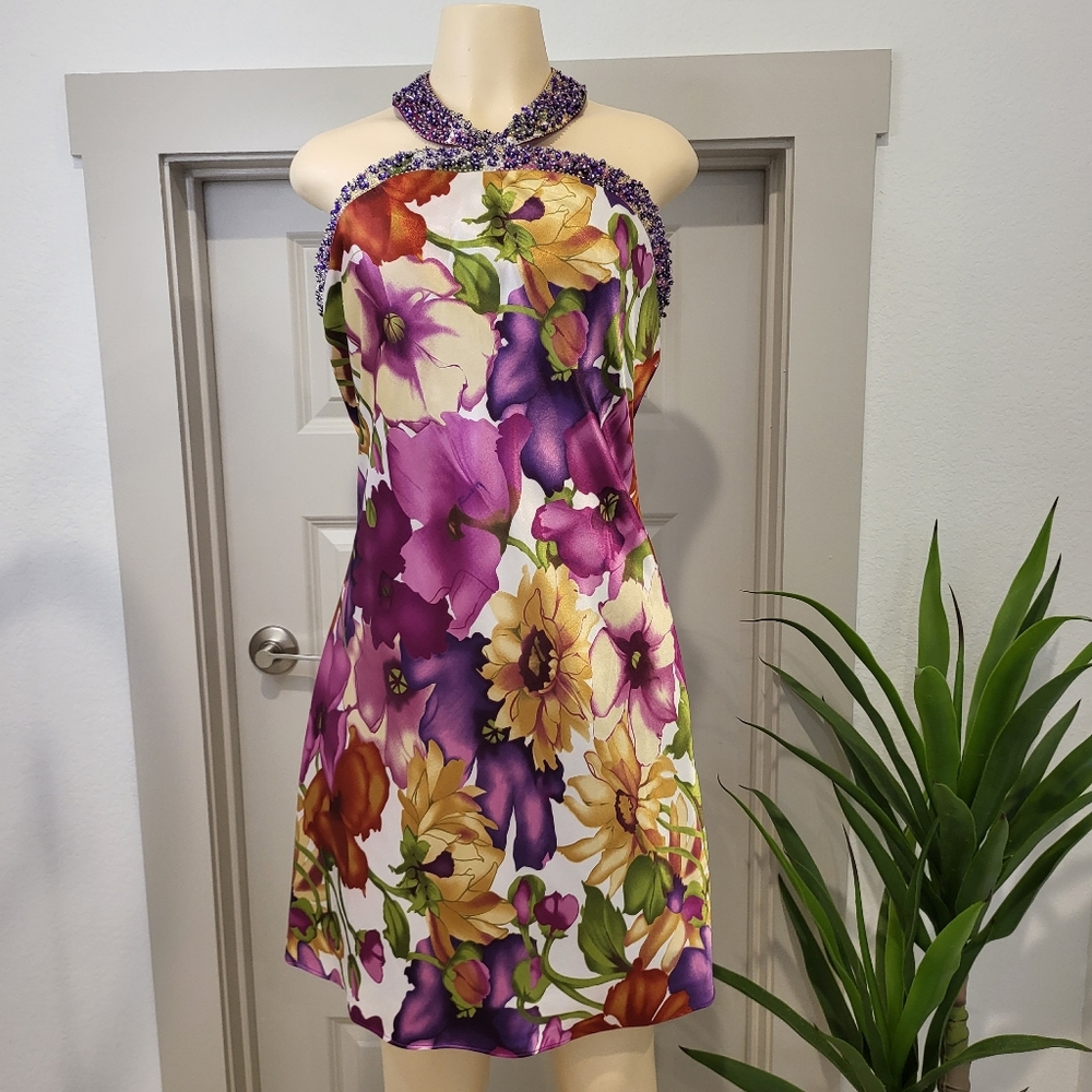 Short dress